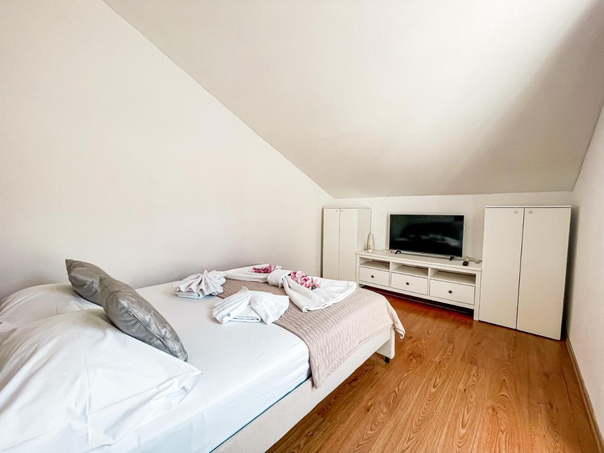 Perla Apartments Μπολ Εξωτερικό φωτογραφία